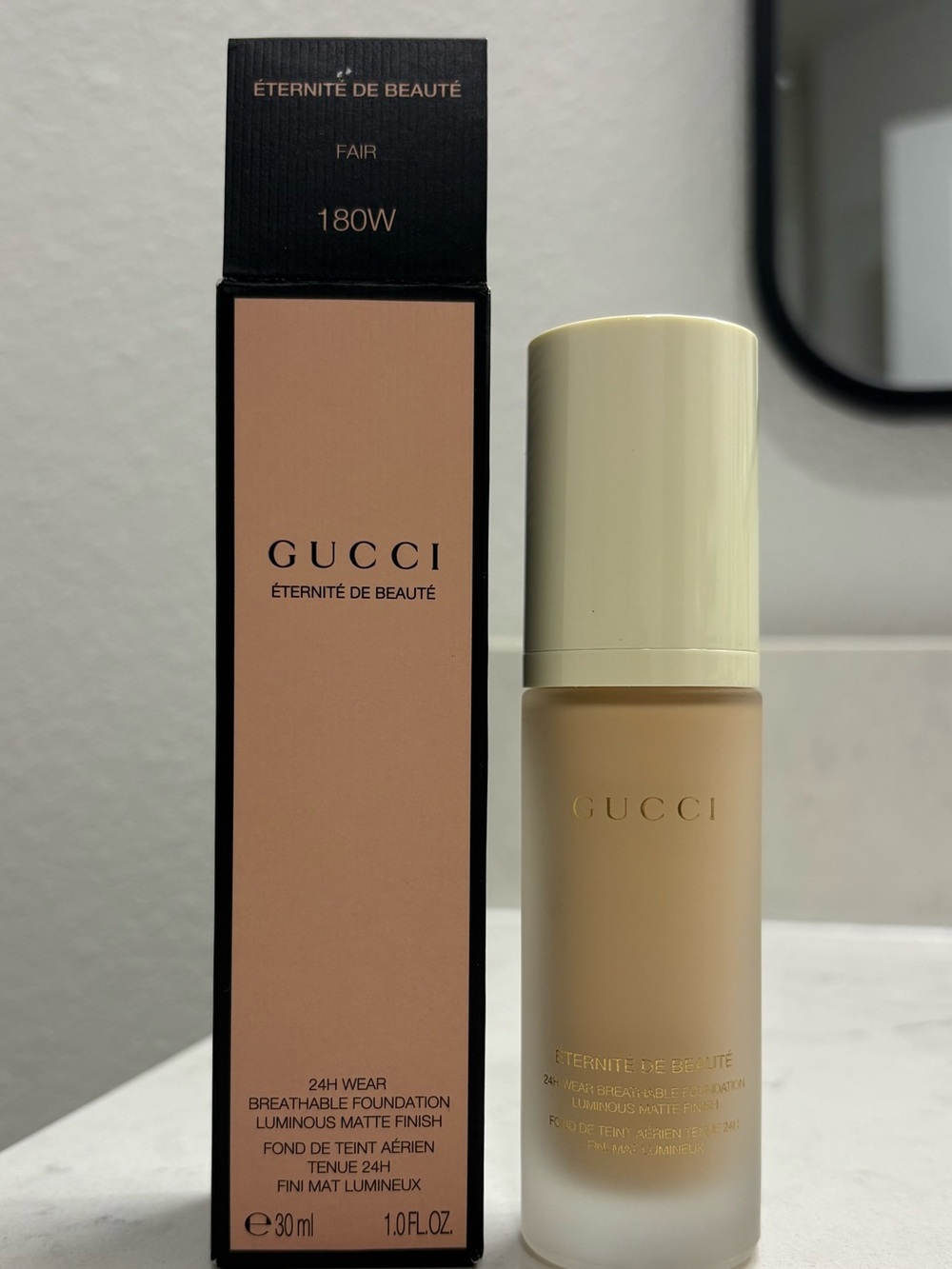 GUCCI 24 Hour Full Coverage Luminous Matte Finish Foundation
 - Fair 180W (NEW)